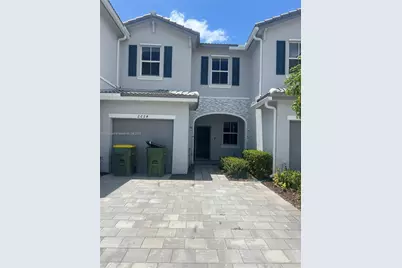 2622 SE 10th St, Homestead, FL 33035 - Photo 1