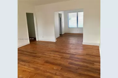 545 74 #8, Miami Beach, FL 33141 - Photo 1