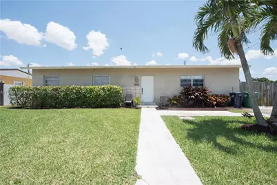 16610 SW 294th Ter, Homestead, FL 33033 - Photo 1