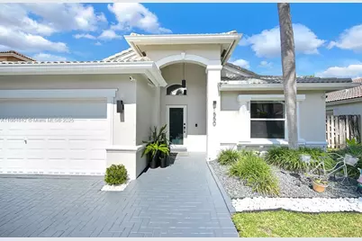 1550 SW 194th Ave, Pembroke Pines, FL 33029 - Photo 1