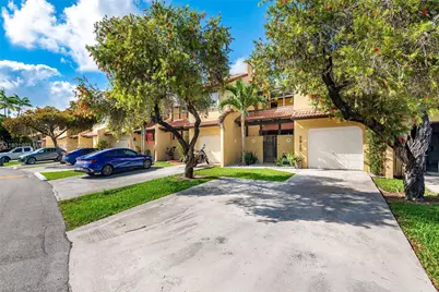 3915 Adra Ave #F-46A, Doral, FL 33178 - Photo 1