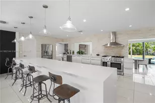 5501 SW 8th St, Plantation, FL 33317 - Photo 1