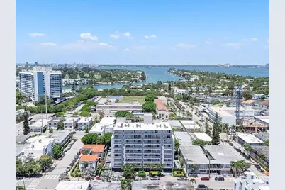 7620 Carlyle Ave #702, Miami Beach, FL 33141 - Photo 1