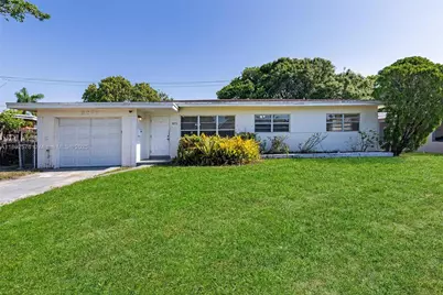3271 Auburn Blvd, Fort Lauderdale, FL 33312 - Photo 1