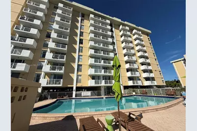 2000 NE 135th St #309, North Miami, FL 33181 - Photo 1