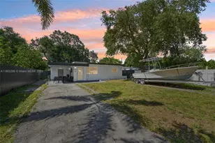 6309 Cleveland St, Hollywood, FL 33024 - Photo 1