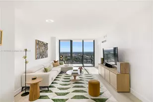 121 NE 34th St, Miami, FL 33137 - Photo 1