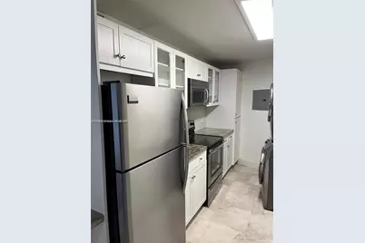 1881 Washington Ave #5E, Miami Beach, FL 33139 - Photo 1