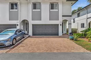 2727 Treasure Cove Cir, Dania Beach, FL 33312 - Photo 1