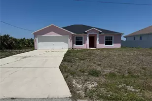 2812 62nd St W, Lehigh Acres, FL 33971 - Photo 1