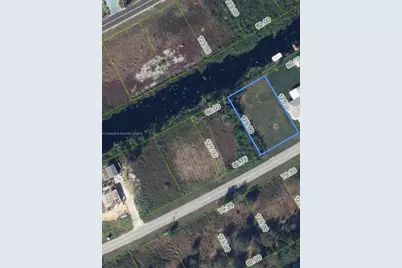 370 Parker St NE, Lake Placid, FL 33852 - Photo 1