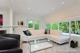 2401 N Shore Terrace, Miami Beach, FL 33141 - Photo 1