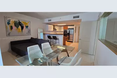 170 SE 14th St #1403, Miami, FL 33131 - Photo 1