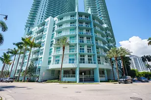 1900 N Bayshore Dr, Miami, FL 33132 - Photo 1