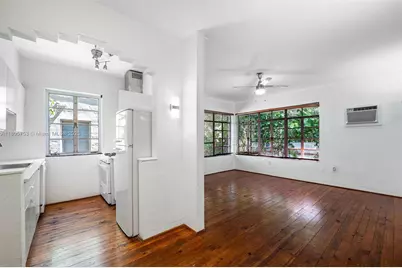1611 Euclid Ave #8, Miami Beach, FL 33139 - Photo 1