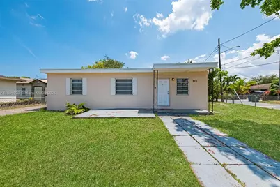323 NW 9th St, Hallandale Beach, FL 33009 - Photo 1