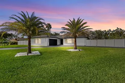 5202 Elm Ct, Cape Coral, FL 33904 - Photo 1