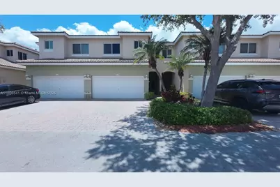 2352 SE 16th Ter #2352, Homestead, FL 33035 - Photo 1
