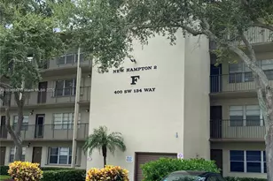 400 SW 134th Way, Pembroke Pines, FL 33027 - Photo 1