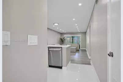 100 Ashbury Rd #103, Hollywood, FL 33024 - Photo 1