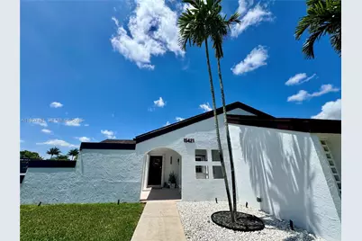 15421 SW 158th St, Miami, FL 33187 - Photo 1