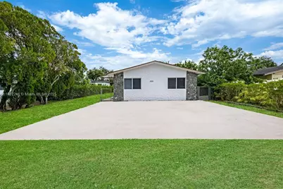 6121 SW 40th Ct, Miramar, FL 33023 - Photo 1