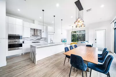 8231 NW 43rd St, Doral, FL 33166 - Photo 1