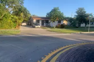 1470 North Dr, Miami, FL 33179 - Photo 1