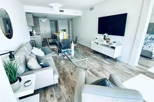 650 NE 32nd St, Miami, FL 33137 - Photo 1