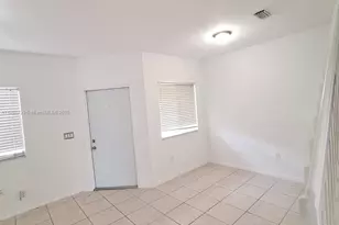 1654 SE 31st Ct, Homestead, FL 33035 - Photo 1