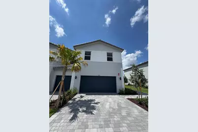 18418 SW 2nd St, Pembroke Pines, FL 33029 - Photo 1