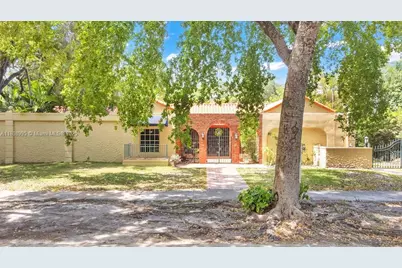 421 Zamora Ave, Coral Gables, FL 33134 - Photo 1