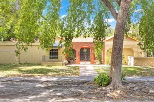421 Zamora Ave, Coral Gables, FL 33134 - Photo 1