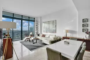 68 SE 6th St, Miami, FL 33131 - Photo 1