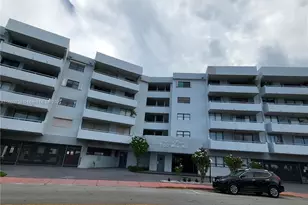 7300 Wayne Ave, Miami Beach, FL 33141 - Photo 1