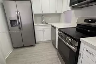 301 NW 177th St, Miami Gardens, FL 33169 - Photo 1