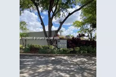 16520 Bridge End Rd, Miami Lakes, FL 33014 - Photo 1