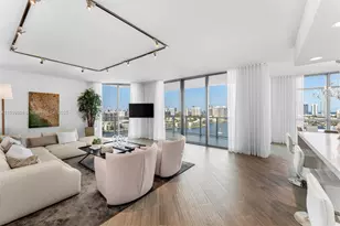 17301 Biscayne Blvd, North Miami Beach, FL 33160 - Photo 1