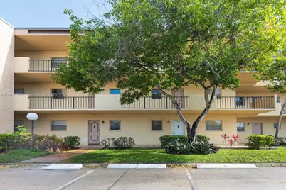 301 Cambridge Rd #203, Hollywood, FL 33024 - Photo 1