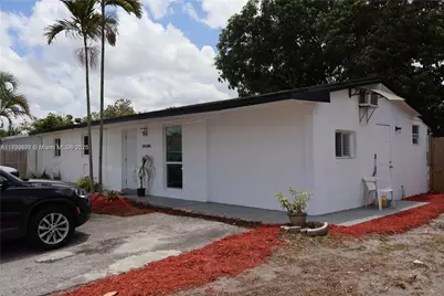 19300 NW 47th Ave #1, Miami Gardens, FL 33055 - Photo 1