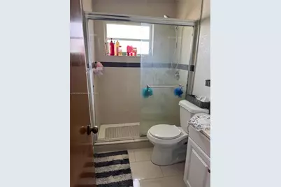 5131 NW 4th St, Miami, FL 33126 - Photo 17