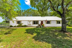 21140 SW 179th Ave, Miami, FL 33187 - Photo 1