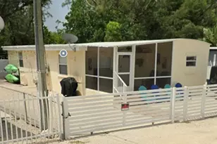 202 Buttonwood Ave, Key Largo, FL 33037 - Photo 1