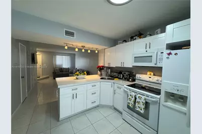 1817 SW 107th Ave #1807, Miami, FL 33165 - Photo 1