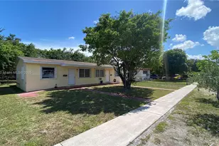 580 NE 139th St, North Miami, FL 33161 - Photo 1