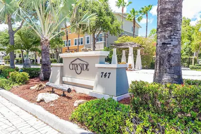 601 Pacific Grove Dr #2, West Palm Beach, FL 33401 - Photo 1