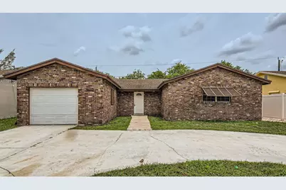 9353 SW 1st Pl, Boca Raton, FL 33428 - Photo 1