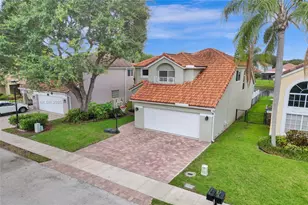 2791 Oak Park Cir, Davie, FL 33328 - Photo 1
