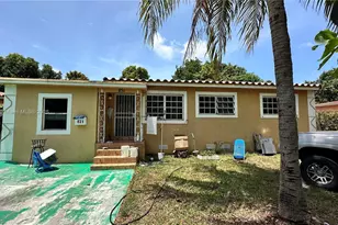 831 NE 157th Ter, North Miami Beach, FL 33162 - Photo 1