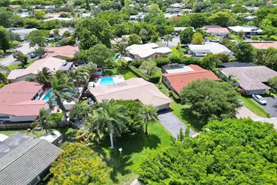 8438 NW 26th Dr, Coral Springs, FL 33065 - Photo 1